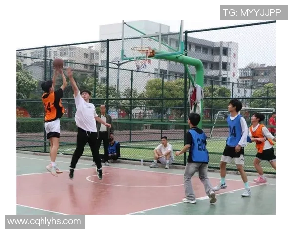 篮球激情点燃青春梦想展现团队合作与拼搏精神