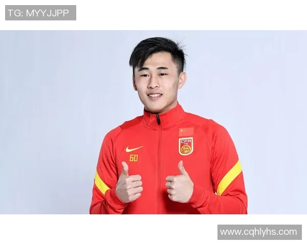 蒿俊闵：从绿茵场到社会责任的跨越，探讨中国足球新星的多维人生